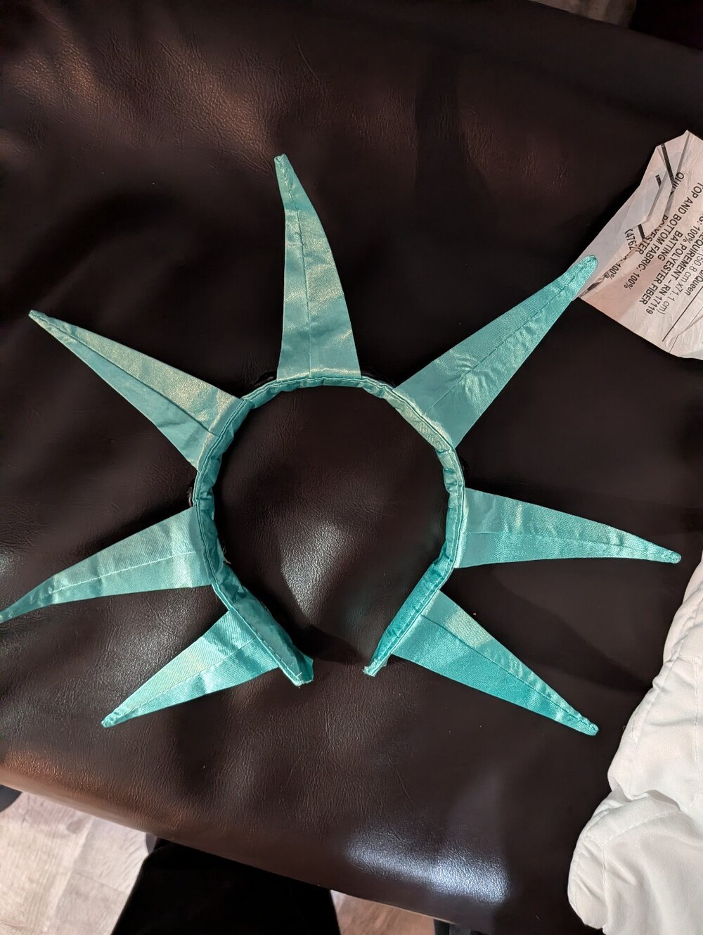 New Statue Of Liberty Costume Adult Medium - Picture 5 of 5